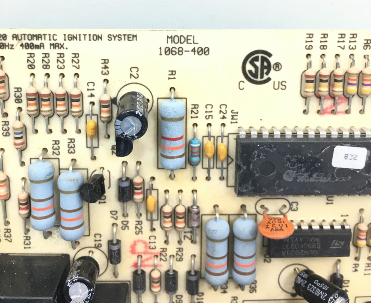 Honeywell Goodman Amana B18099-18 Control Circuit Board 1068-400 used #P859*