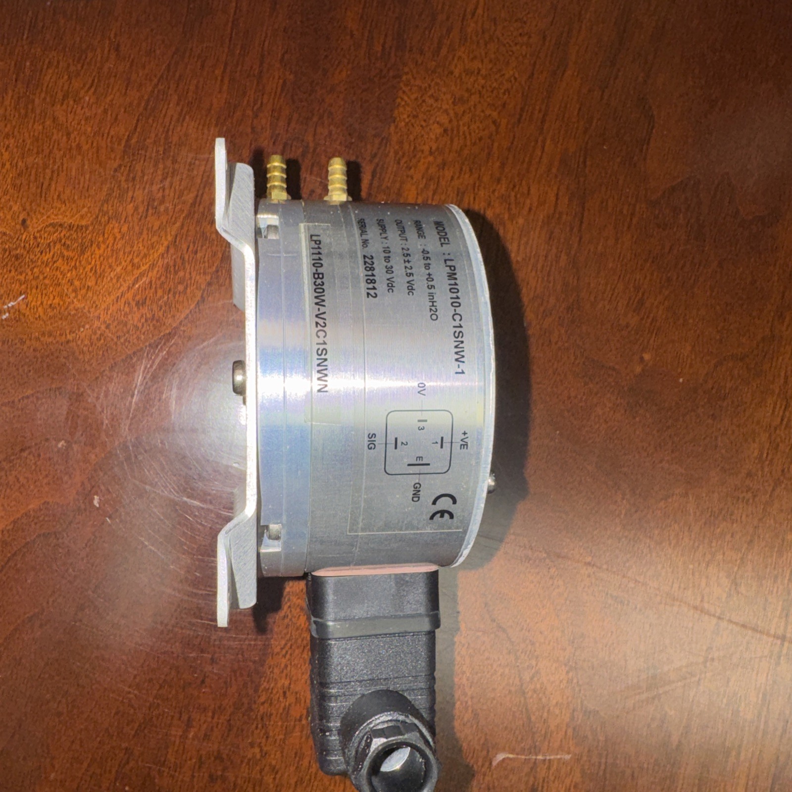 GE Druck LPM1010-C1SNW-1 Differential Pressure Transducer ±0.05 In H2O. 2.5Vdc