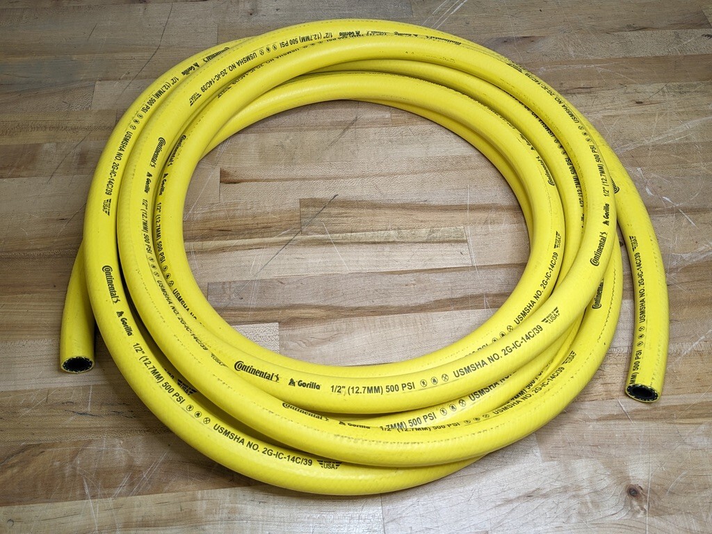Continental 25 Ft. Gorilla Oil Resistant Multipurpose Air Hose 1/2″ ID 500 PSI