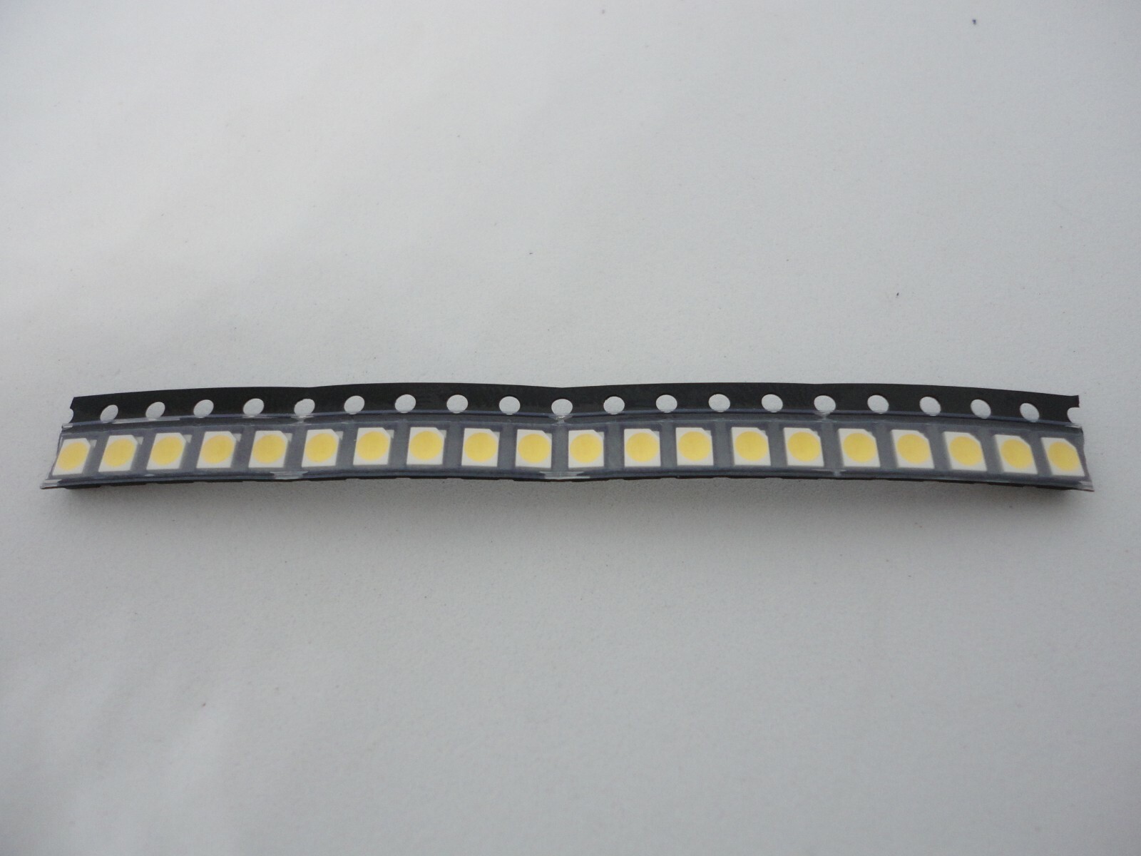 20Pcs Pack Lot Bright SMD LED Small Light Emitting Diodes 3528 1210 RED Color