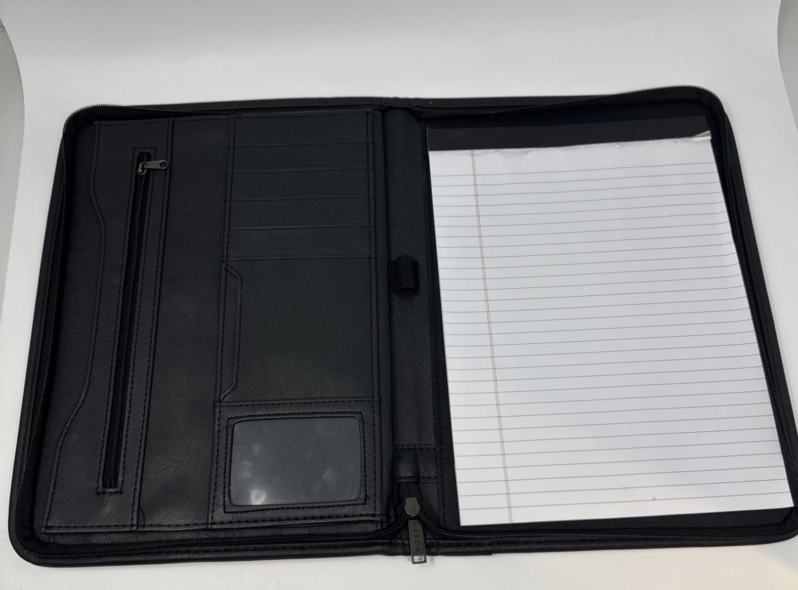 UNITED STATES CYBER COMMAND EMBOSSED PORTFOLIO PLANNER