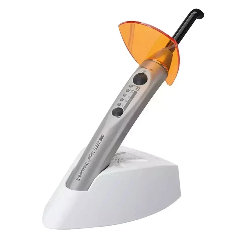 3M ESPE Elipar DeepCure S LED Curing Light for Dental Restoration Procedures3