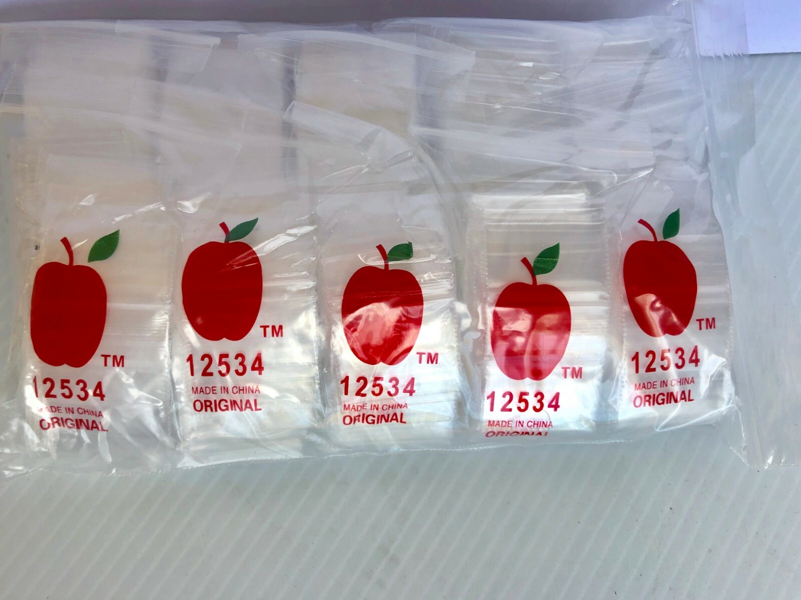 Apple Brand Baggies clear, size S-12510 2.5 mil 1.000 count, $13.95