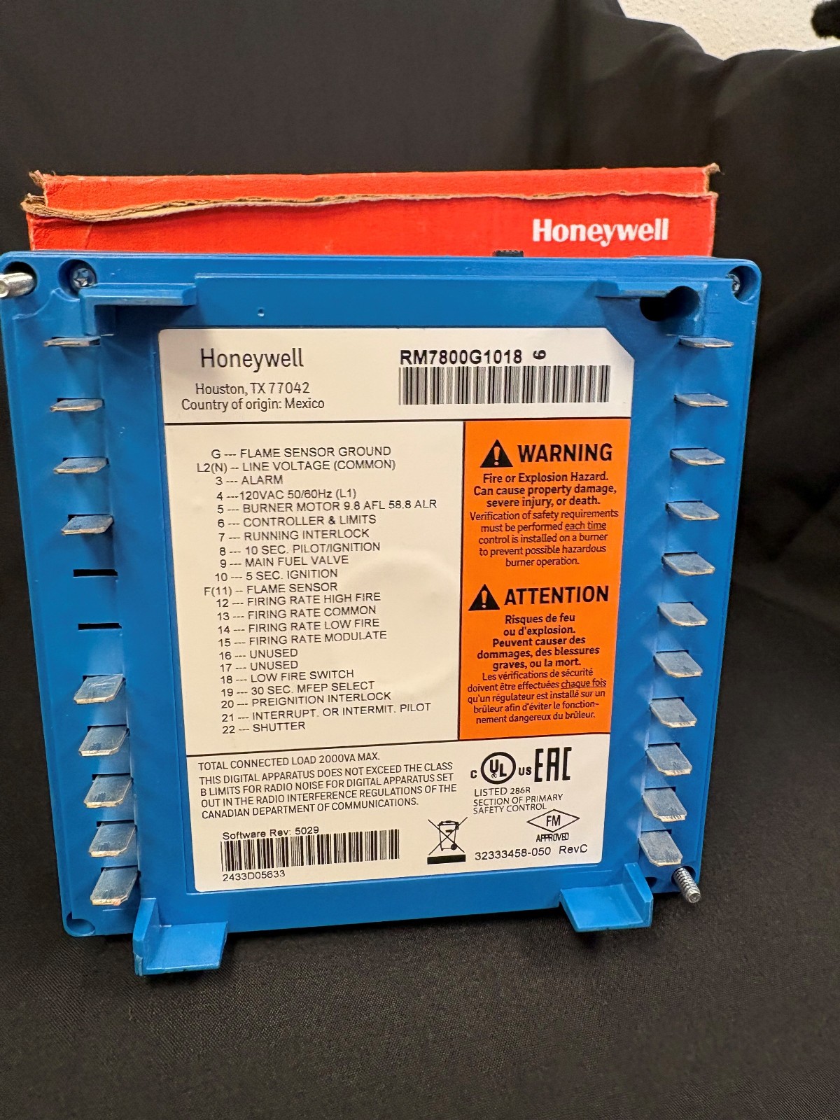 Honeywell 7800 series burner control RM7800G1018
