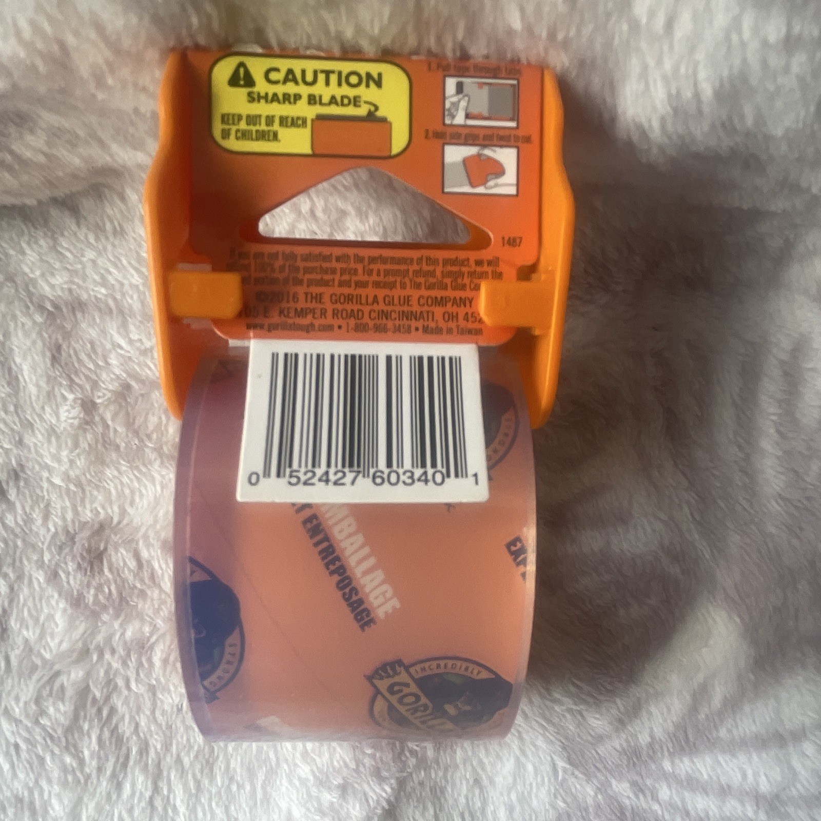 Gorilla Heavy Duty Packaging Tape w/ Handheld Dispenser 1.88 in x 25 yd