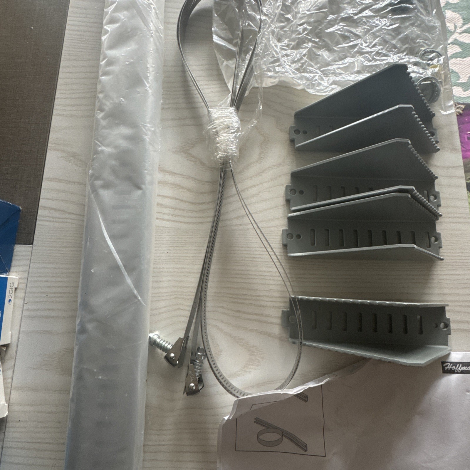 Hoffman Concept Pole Mount Kits- CPMK24 New In Box With Directions And Paperwork