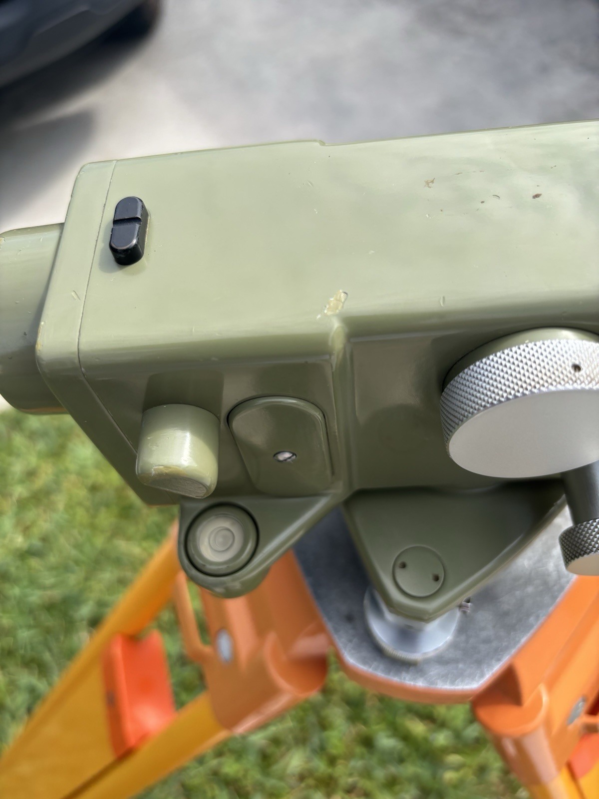 Wild/Leica NA 2 Automatic Level 30 X Made In Switzerland Erect Image
