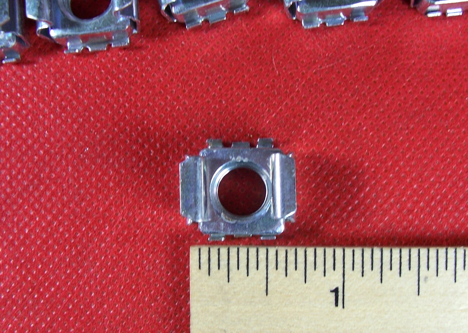 21 Pack 3/8-16 Cage Nut for Square Rack Mount Server Shelves Zinc Electroplate