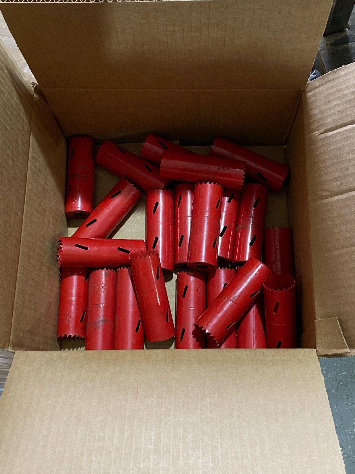 Lot of 50 hole saws, 1.625″ diameter, 3″ deep cut, M42 bi-Metal 1 5/8 x3 NEW