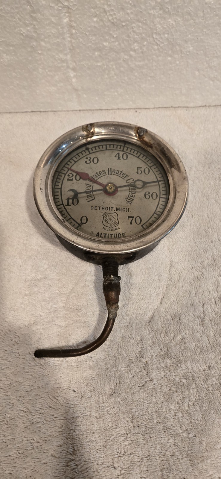 Vintage UnIted States Heater Company Altitude Meter Gauge 0-70 5″x2″
