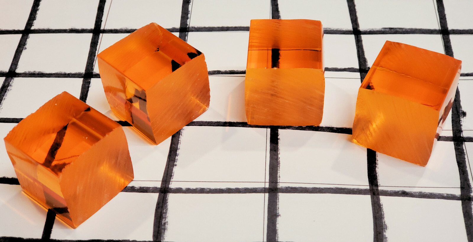 10 PCs 1” x 1″ x 1″ SQUARE CLEAR AMBER ACRYLIC Plexiglass ROD CUBES PEGS 1 Inch