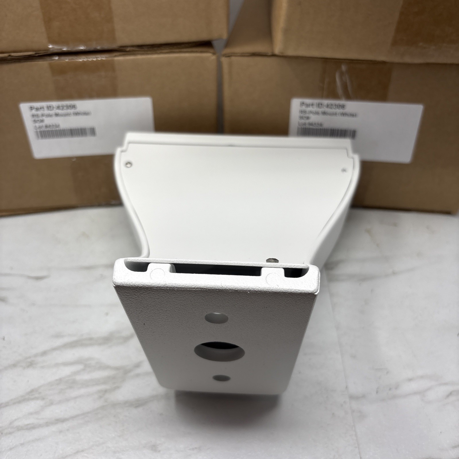 SIMPLY FLD-RS-Pole mount white 42306 Qty 4