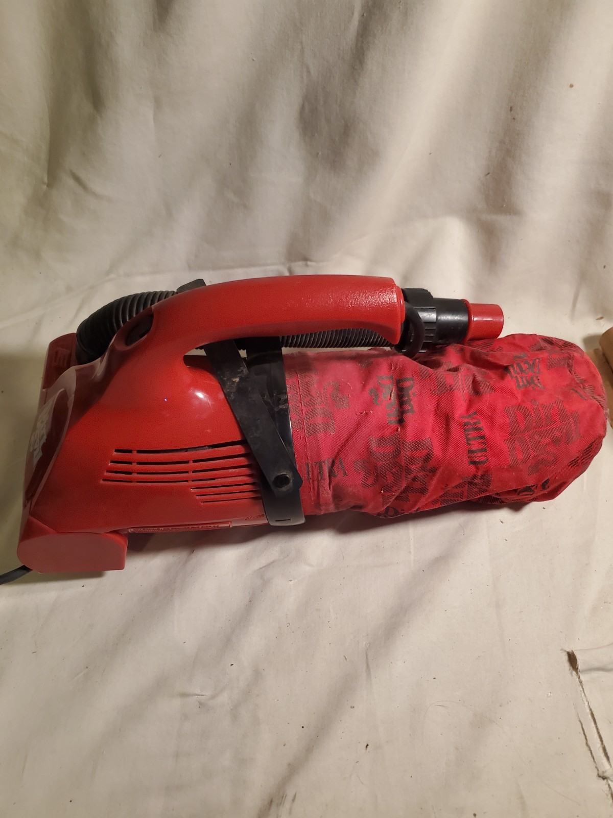 Dirt Devil Ultra Handheld Vacuum Bagged Corded Electric 120V – Tested/Works