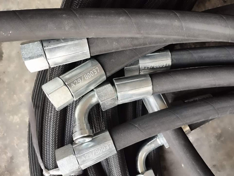JCB BACKHOE- 3/8 BSPFRONT LOADER ARMHOSE KIT L+R, 8 PCS.(612/80099 612/80078)
