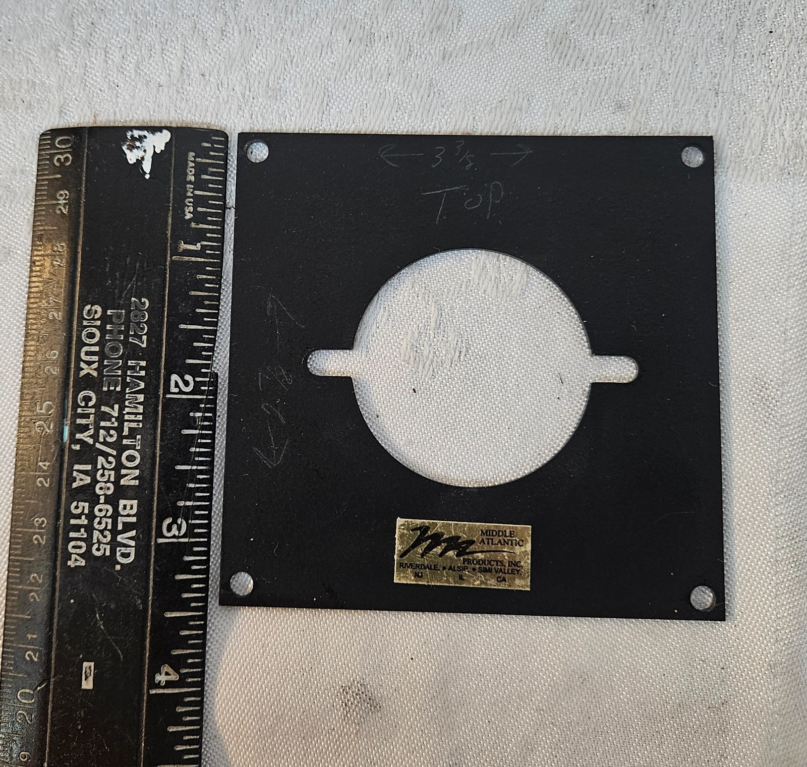 Middle Atlantic 2U Rack Plate for Hubbell HBL5278C Flanged Inlet