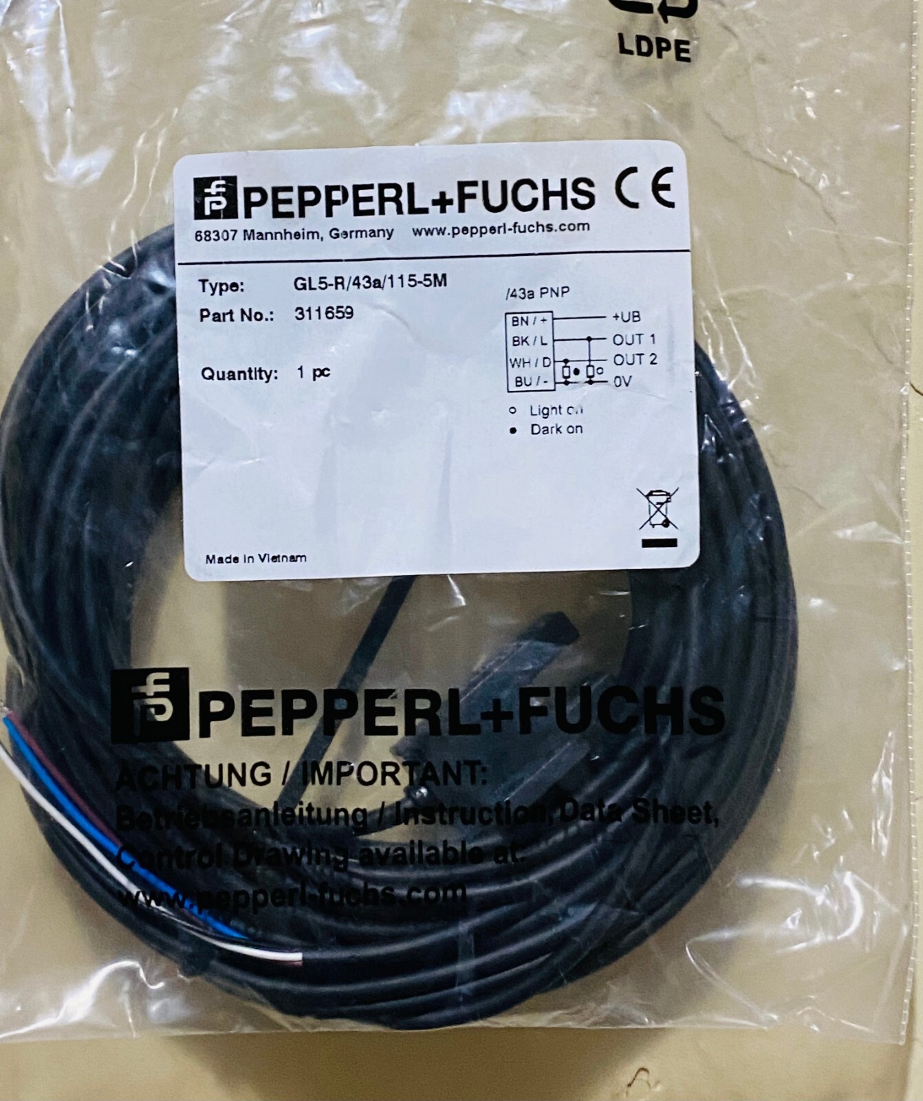 PEPPERL+FUCHS GL5R/43a/115-5M Photoelectric slot sensor NEW 15ft #311659