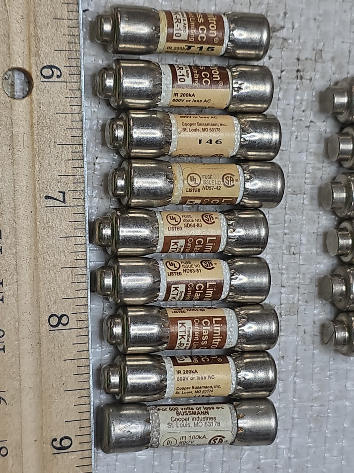 Lot of 9 NEW Bussmann KTK-R-10 Fuse, Class CC 600Vac, PLUS 16 OTHER 10 AMP FUSES