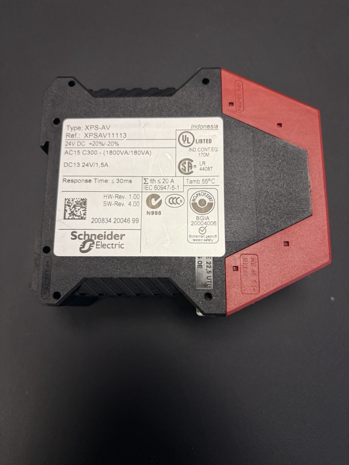 TELEMECANIQUE XPS-AV SAFETY RELAY MODULE 24VDC XPSAV11113P USA SELLER!