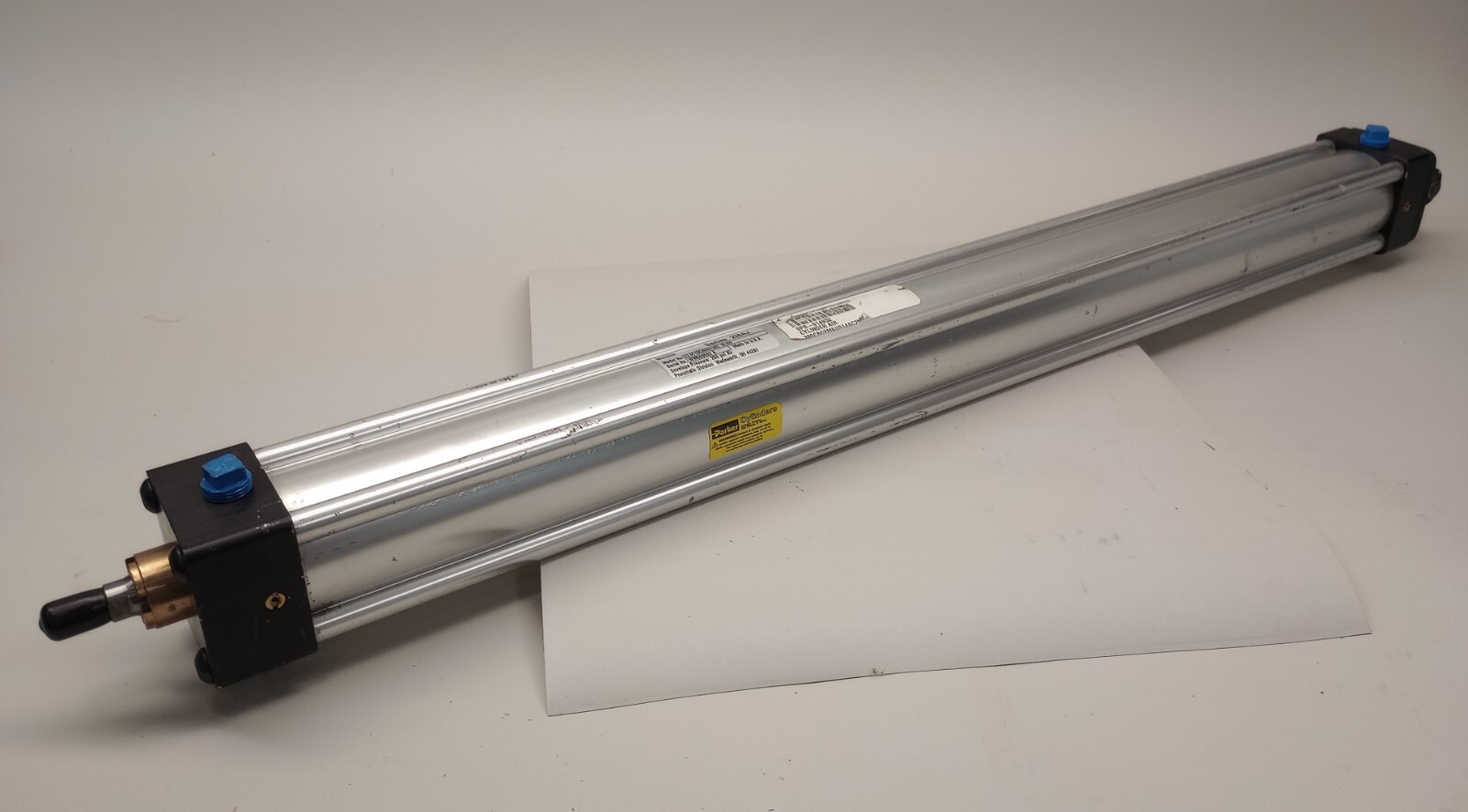 Parker 02.00 CBC2MAU14AC 25.000 Cylinder 2MA Series 2.0 Bore x 25″ Stroke 250psi