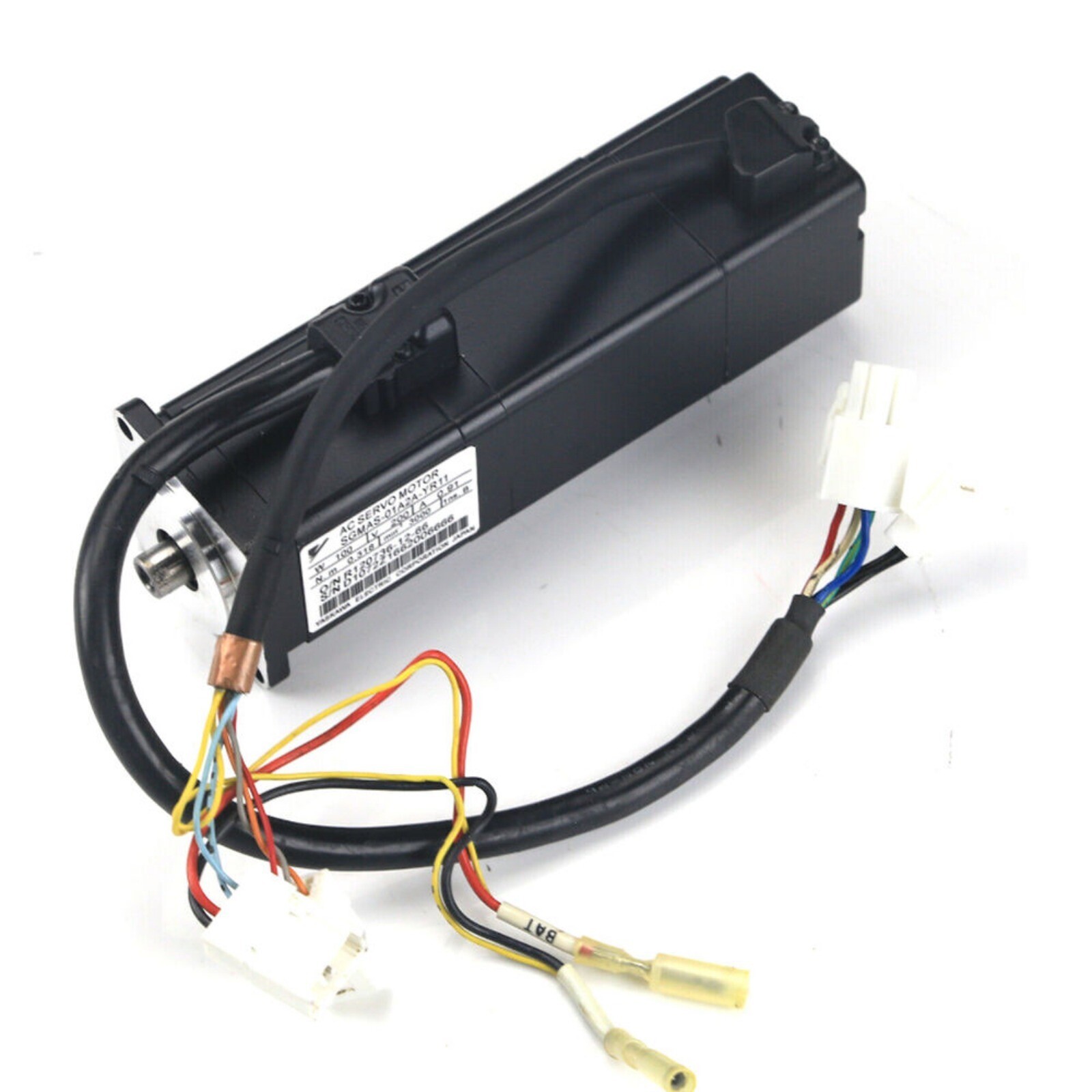 New In Box YASKAWA SGMAS-01A2A-YR11 SGMAS01A2AYR11 Servo Motor