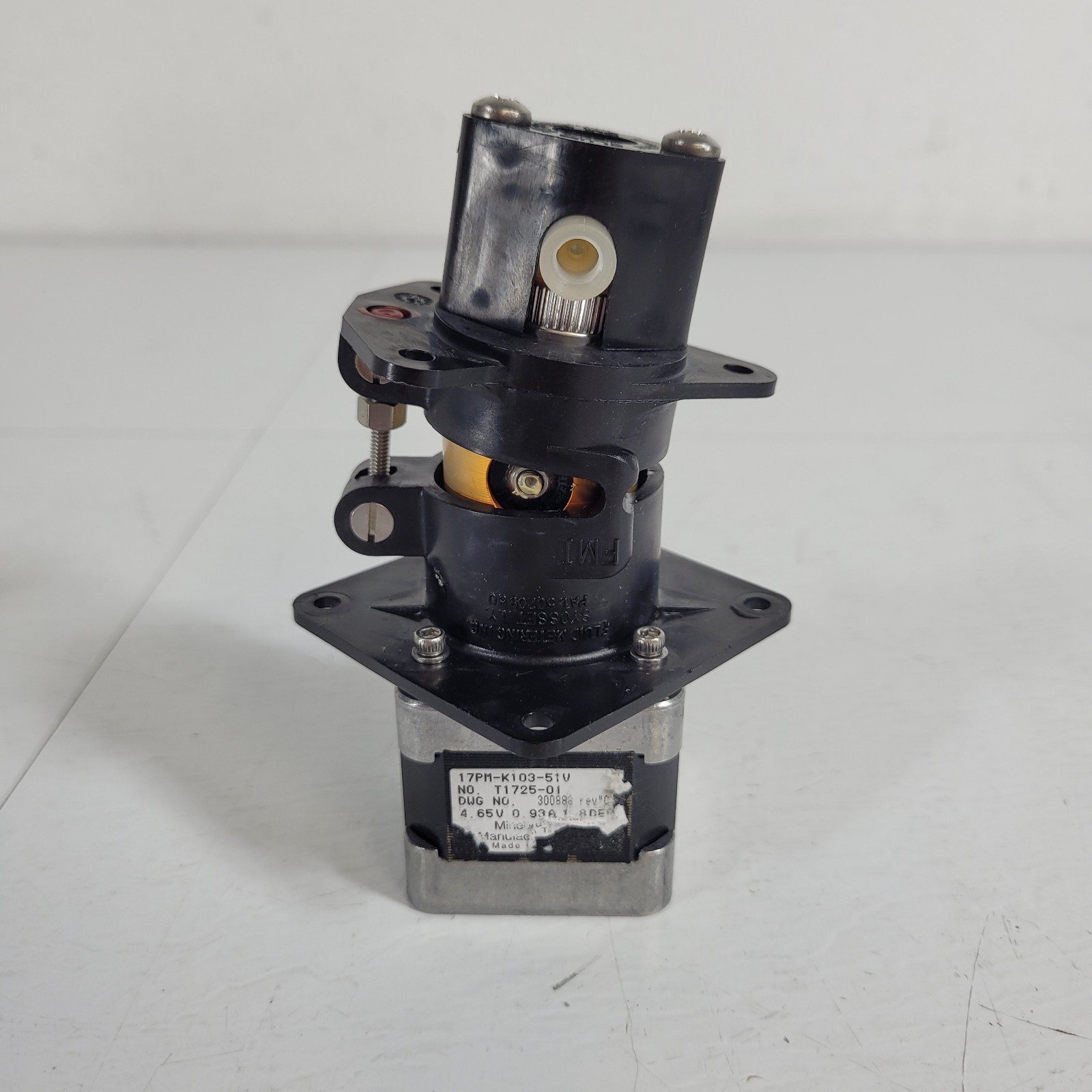 Fluid Metering Inc A55539 Precision Rotary Piston Pump 17PM-K103-51V Black Mount