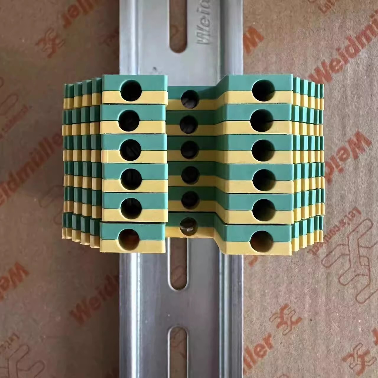 100pcs Weidmuller 1010000000 WPE 2.5 Yellow-green Grounding Terminal Block