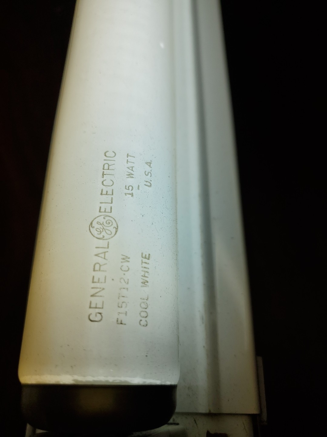 GE Inside Etch F15T12/CW Cool White 15W Fluorescent (2 Bulbs)