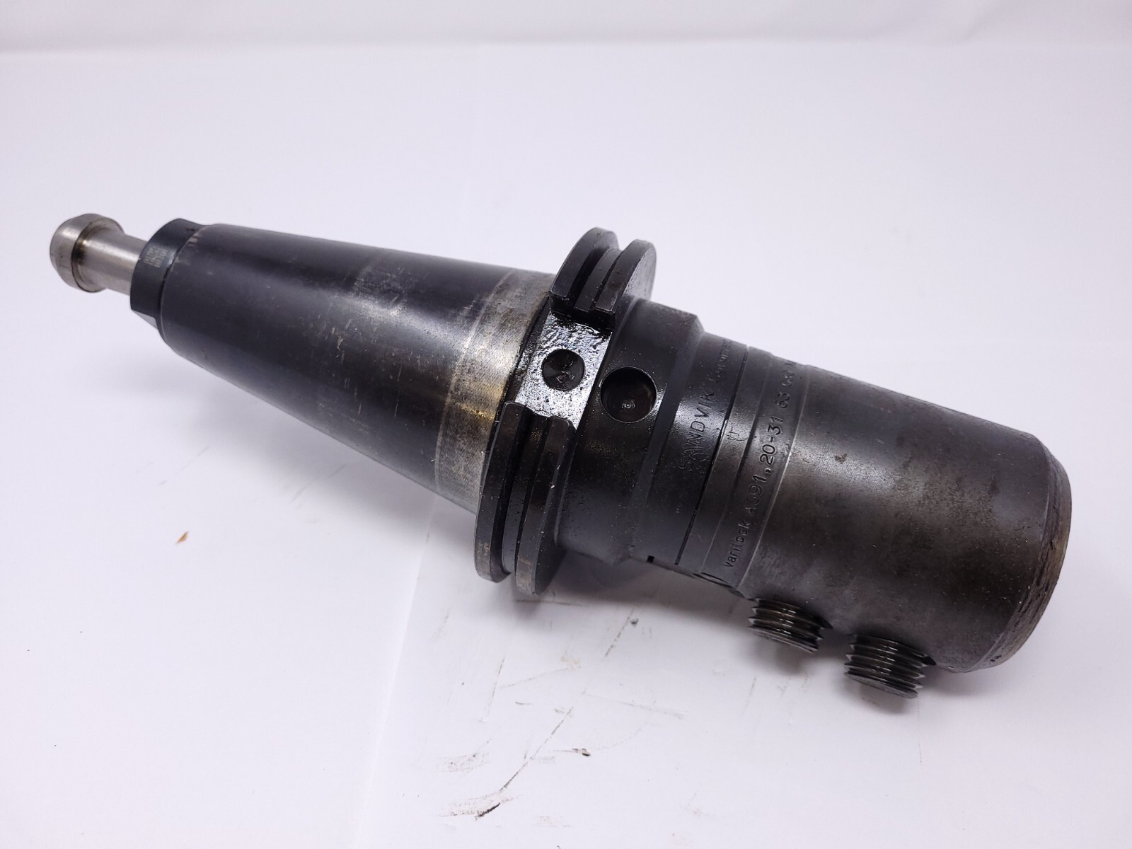 Sandvik CAT50 VariLock 63 w/ 1-1/4″ 1.250″ Endmill Holder A390.45-50 63 050M S7