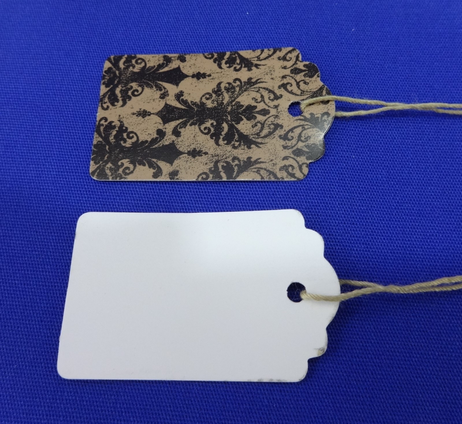 100 Distressed Damask Designer Print Scalloped Merchandise Strung Price Tags