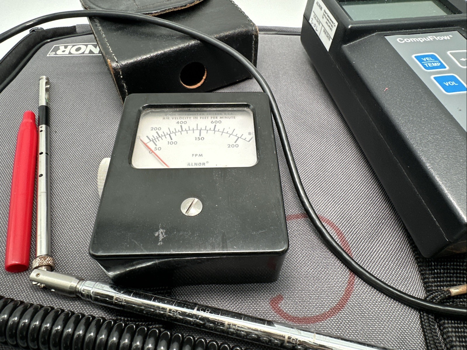 Alnor 8570 Compuflow Digital Thermo-anemomete