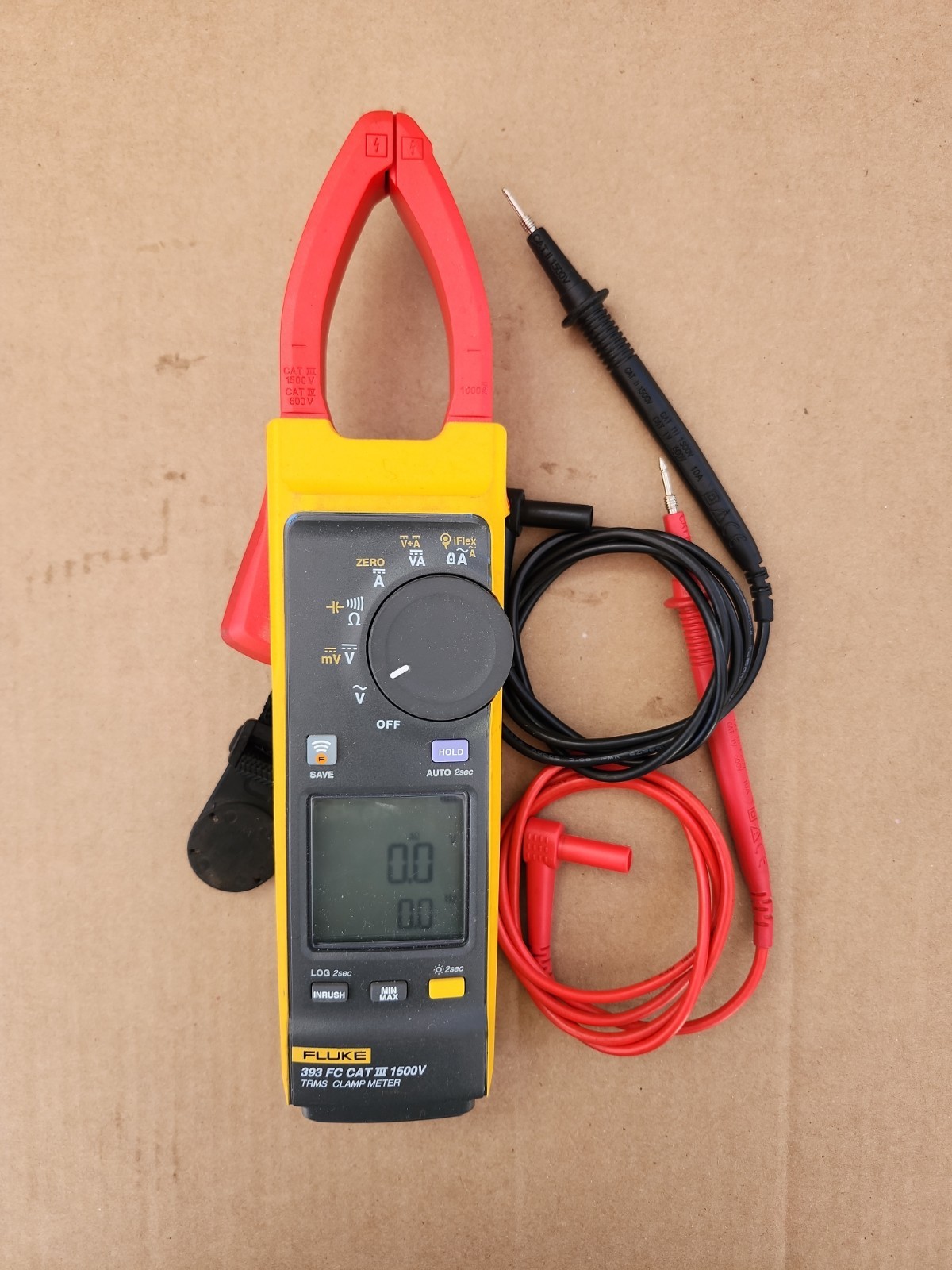 Fluke 393 FC Cat III 1500V TRMS Clamp Meter 1500V