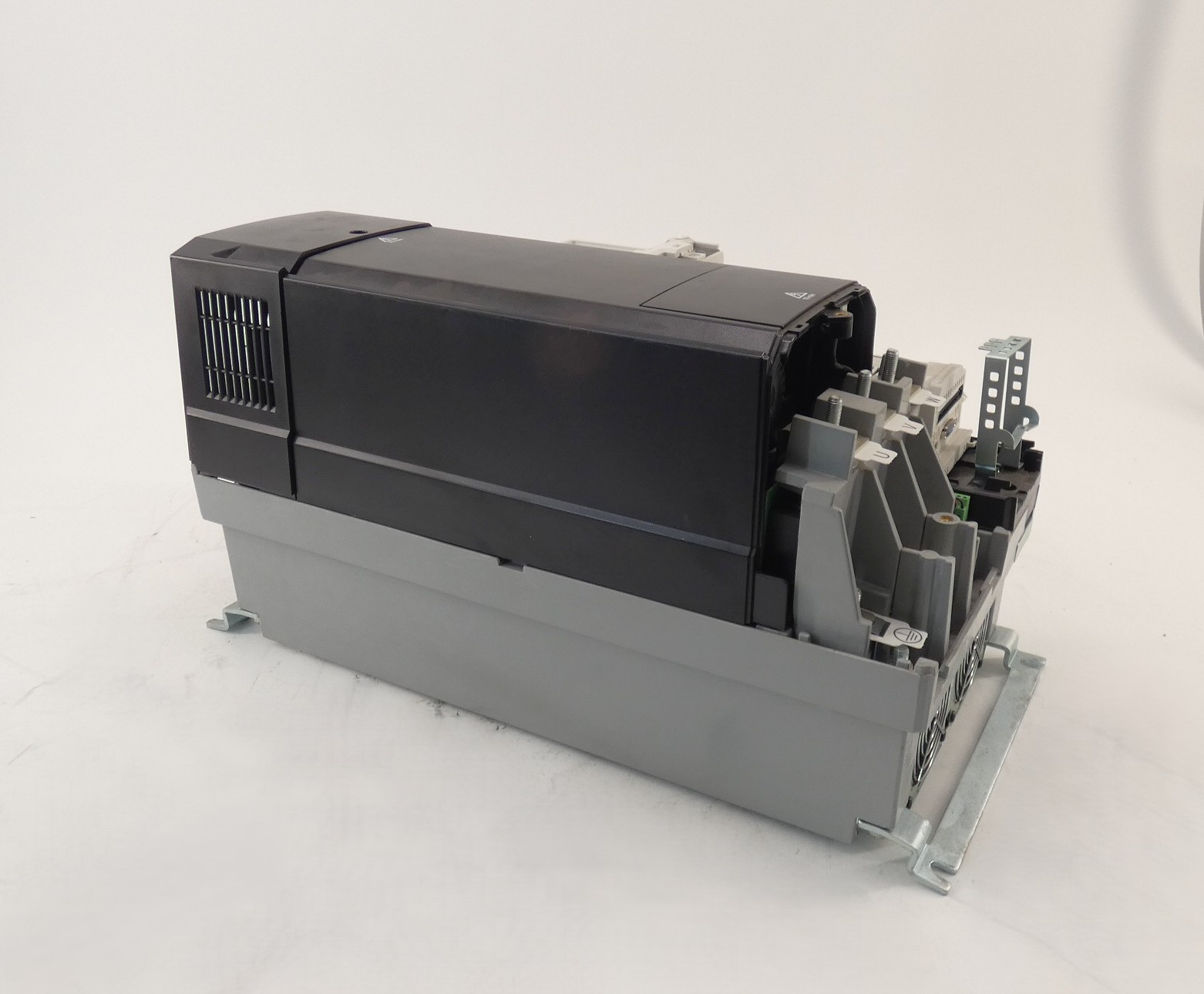 Control Techniques M702-074 00770 A 60HP Unidrive 0-480V 50-550Hz 77-94A