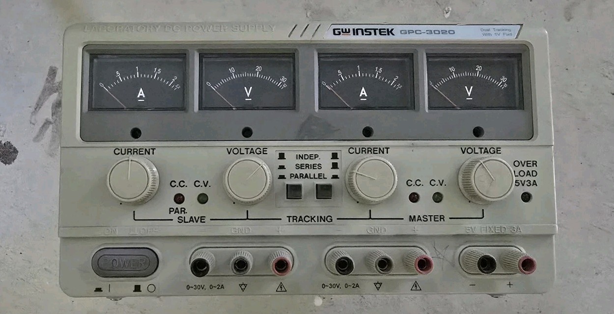 GW Instek GPC-3020 Triple Output DC Power Supply (2) 0-32V DC 2.2A +5vDC
