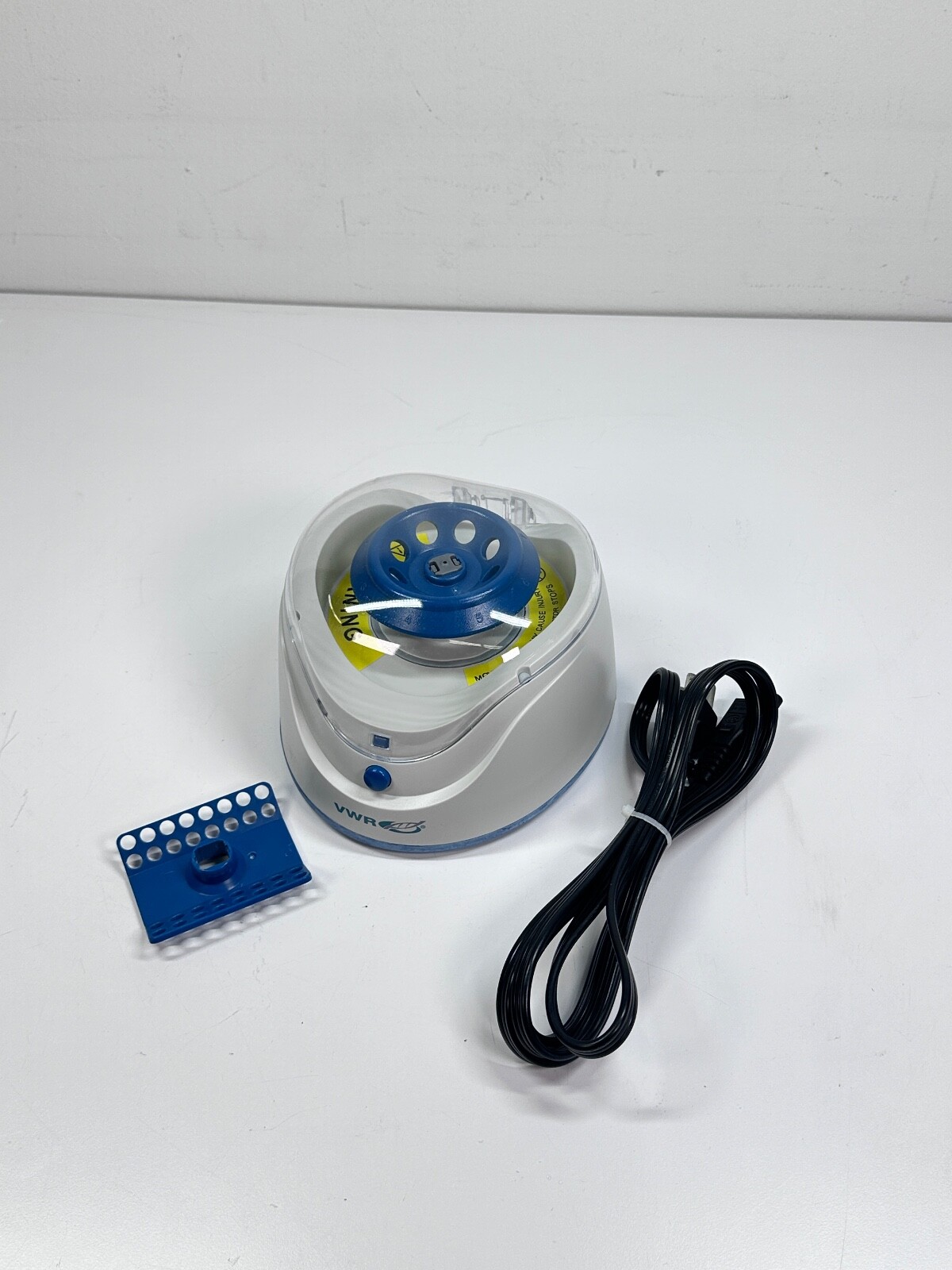 NEW VWR Mini Centrifuge 7500 RPM Part Number 76269-064 Model C0803 PCR