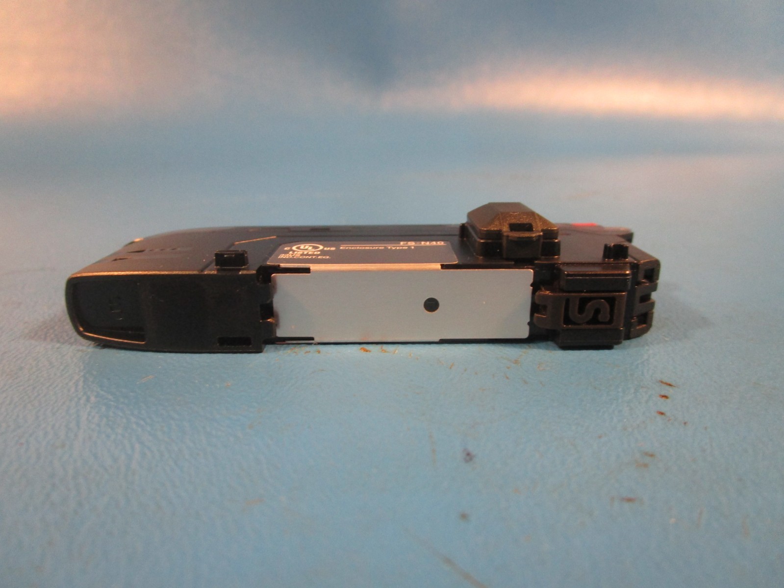 Keyence FS-N40, Digital Fiber Optic Sensor