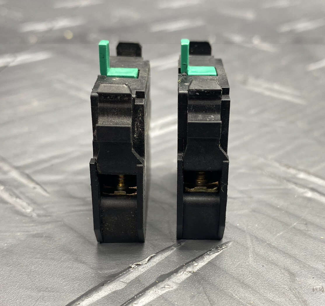 Cutler Hammer E22B2 Eaton Contact Block Ser. A1 600VAC E22 Series (Lot of 2)
