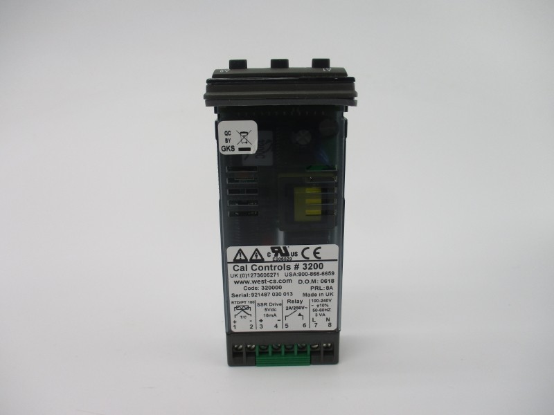 CAL CONTROLS 3200 250V 2A NSMP