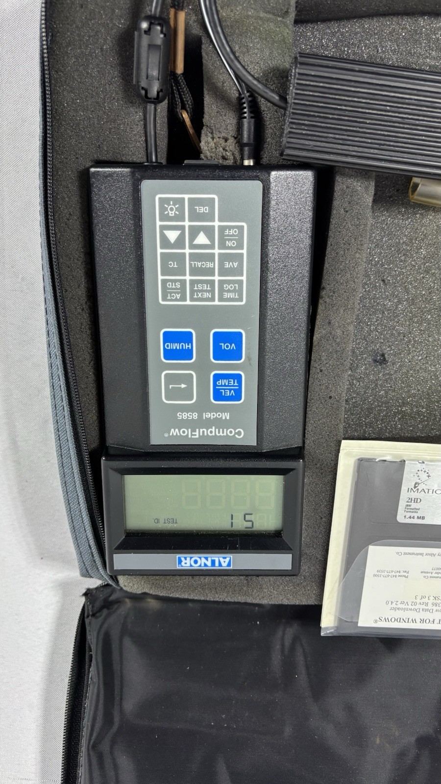 ALNOR Compuflow Thermo-anemometer Model CF 8585 Air Velocity Meter. Lot#2