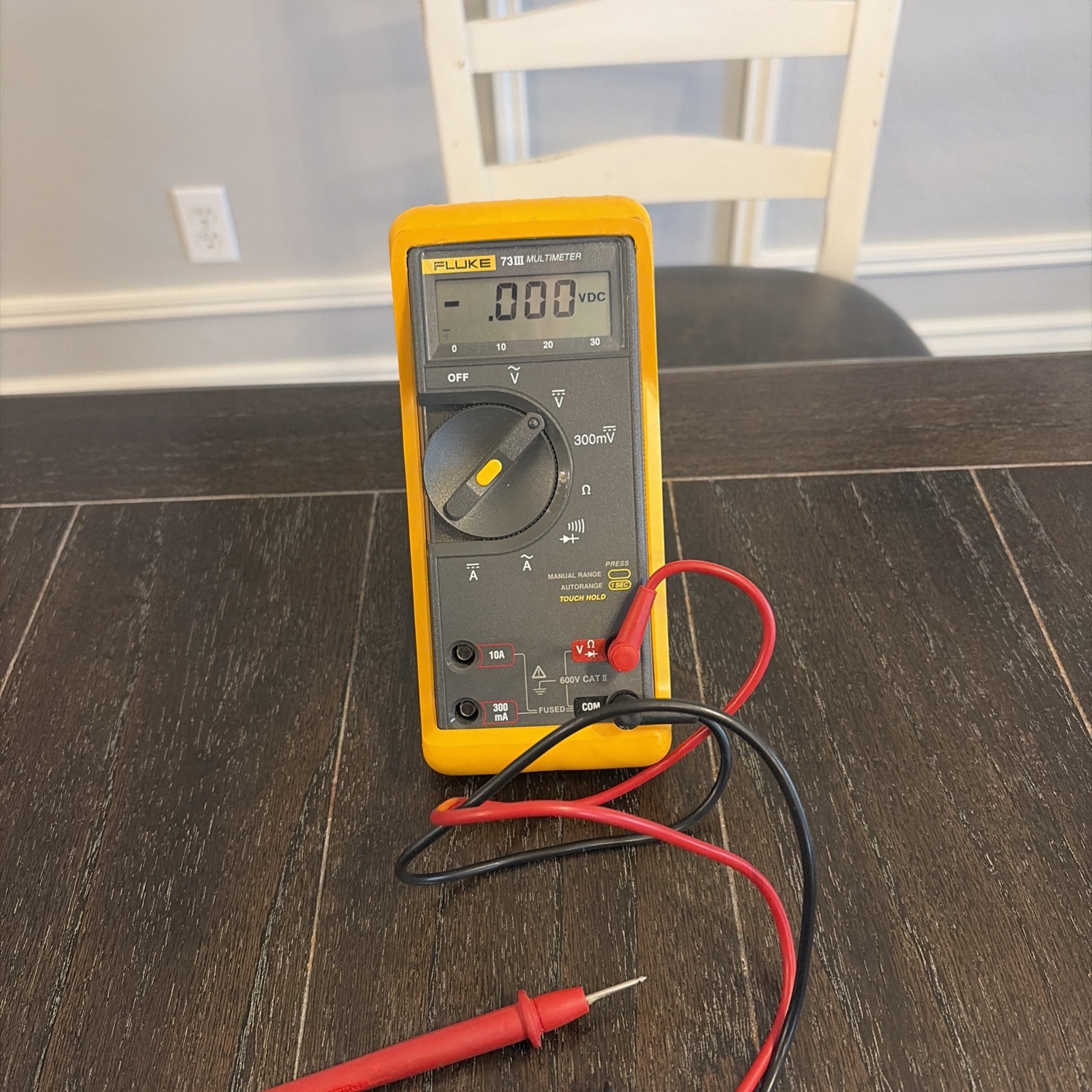 Fluke 73lll Multimeter W/Leads