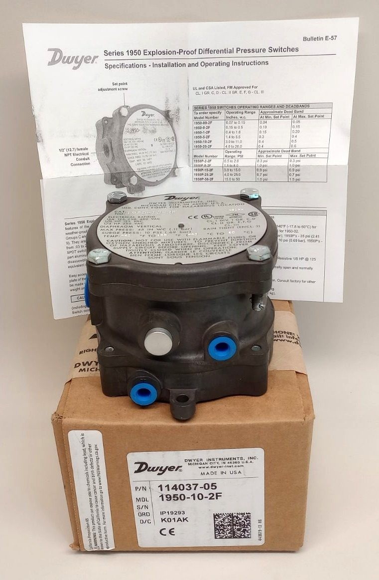 Dwyer 1950-10-2F Differential Pressure Switch 114037-05
