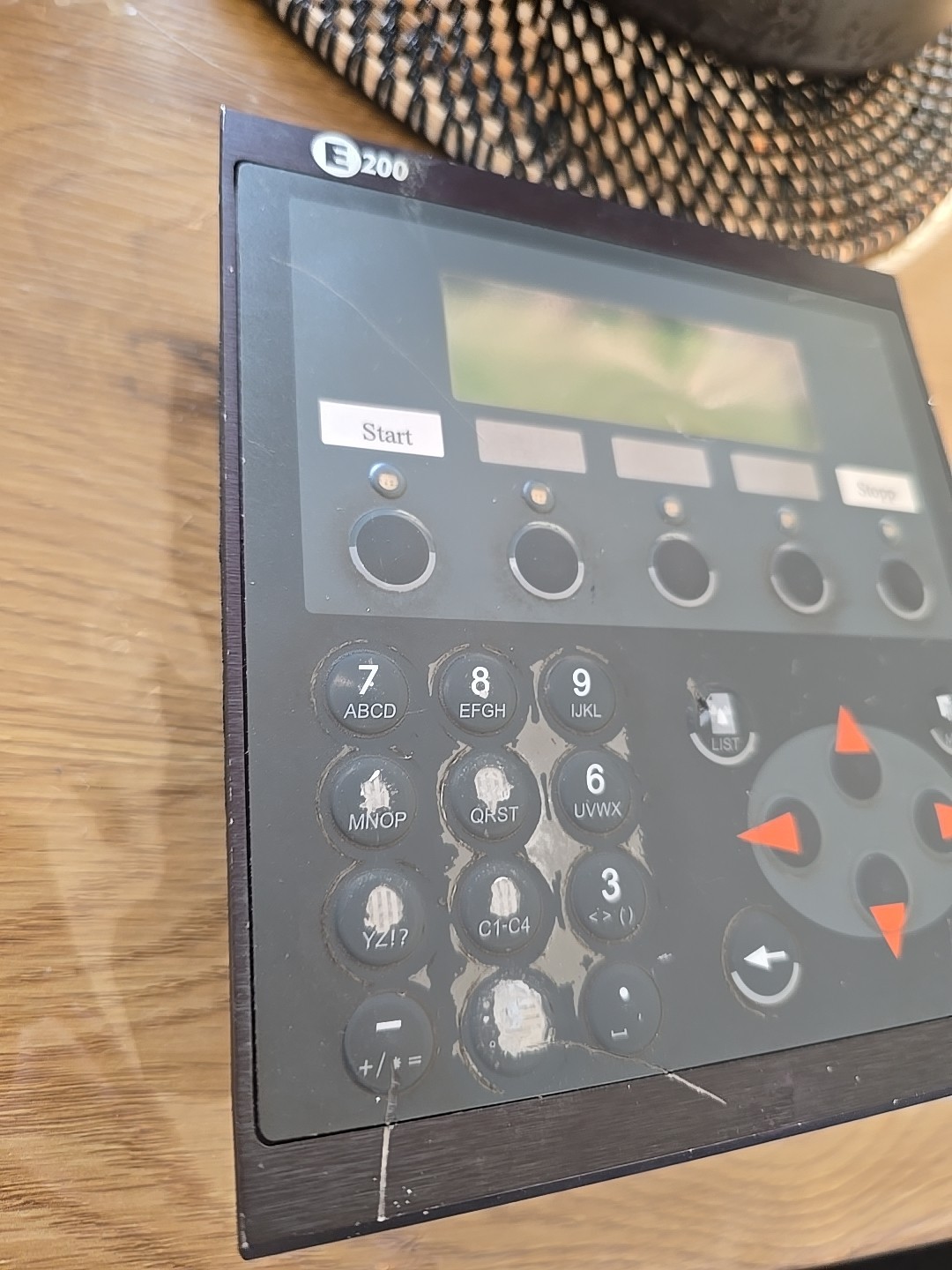 Beijer E200 OPERATOR Interface PANELWITH KEYPAD FREE SHIPPING