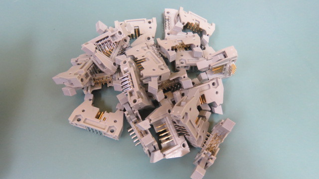 3M 3793-1502UG Qty of 20 per Lot HDR 10PIN 3W RA SNAPIN SL/.112/15AVG