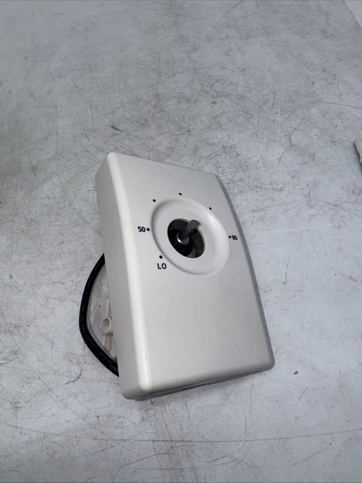Columbus Electric Single Wall Mounted Thermostat S2022H10AA HV1