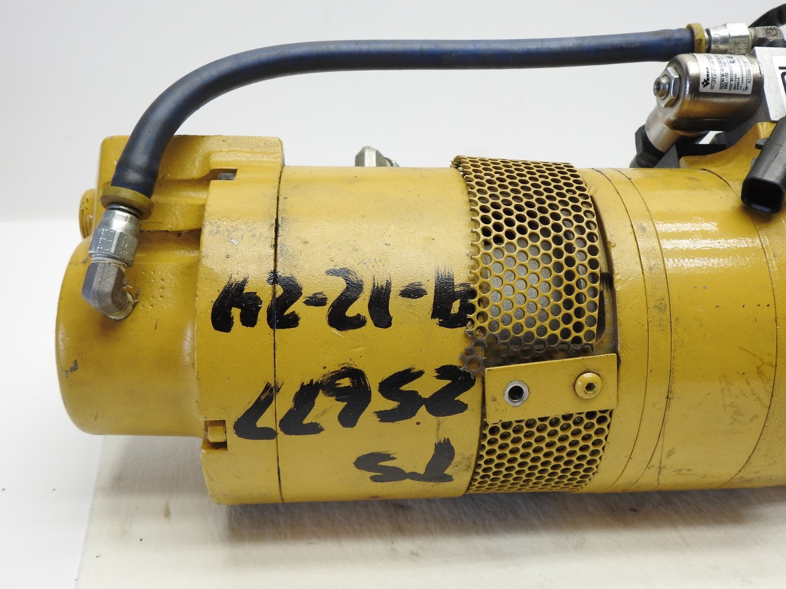 ASC Turbine Pneumatic Air Starter 45M Rotation: CW, 382-9606M – AS IS UNTESTED