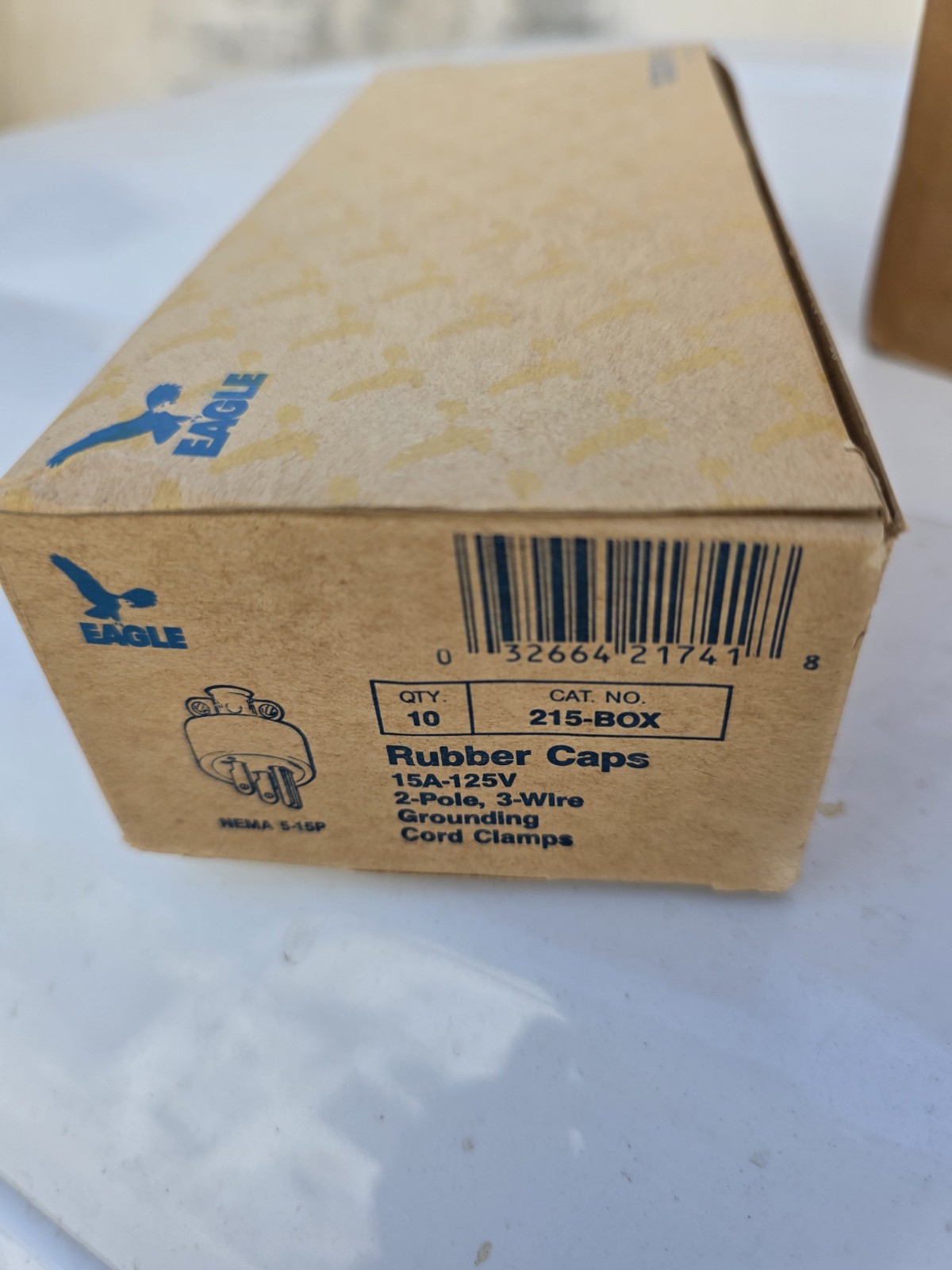 Plug 15A 125V 2Pole 3 Wier 1Box 100 Pieces