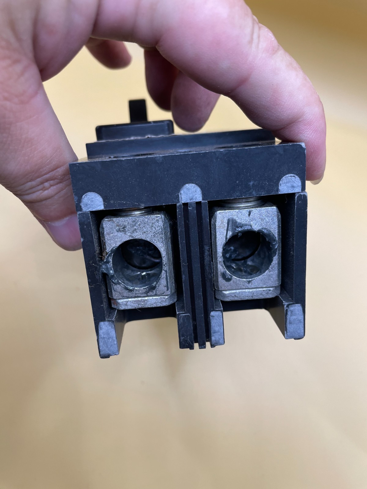 Westinghouse/Cutler Hammer CA2200V 2-Pole 200AMPS Circuit Breaker