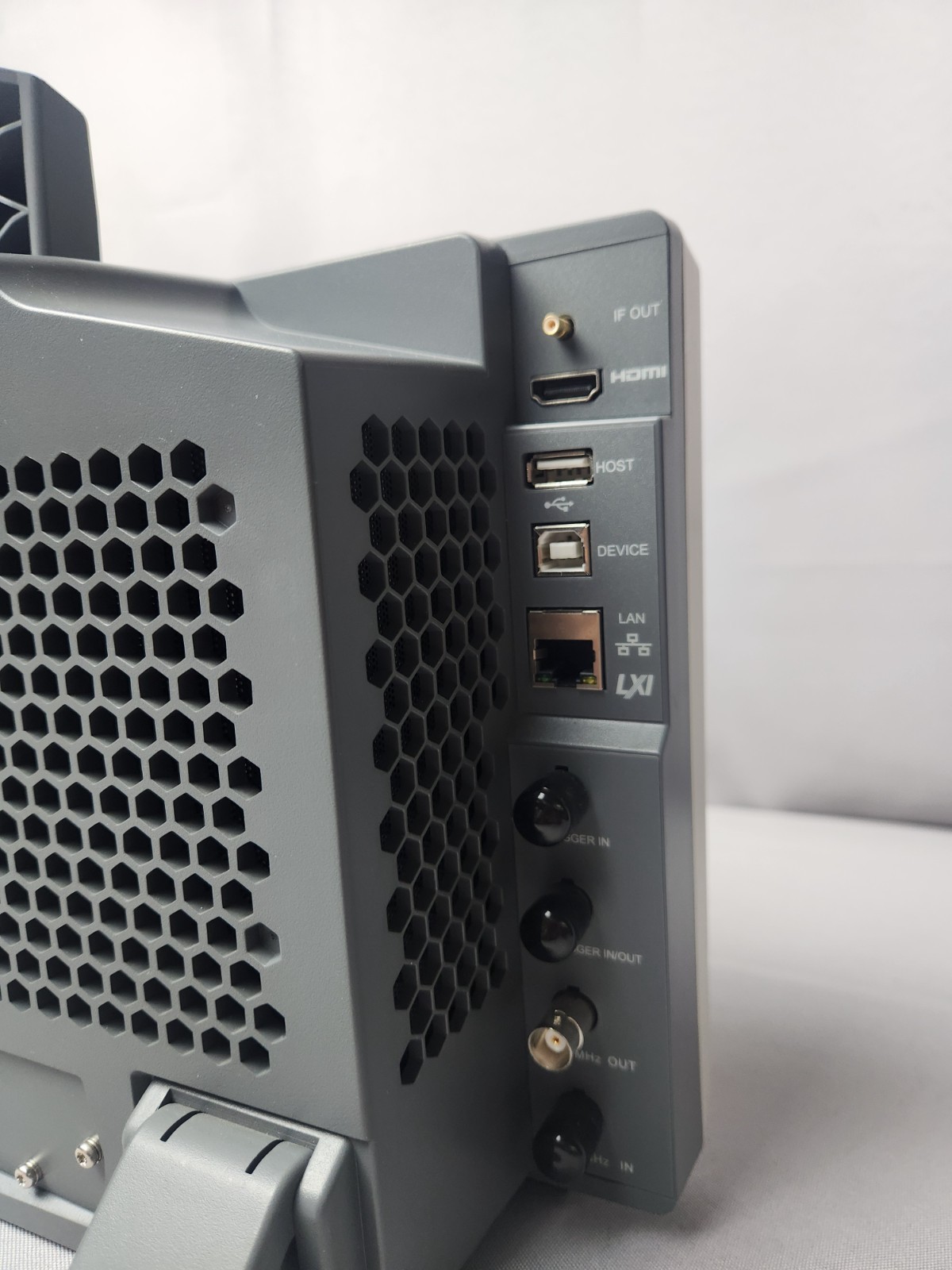 Rigol RSA 3030 Spectrum Analyzer | FOR PARTS ONLY