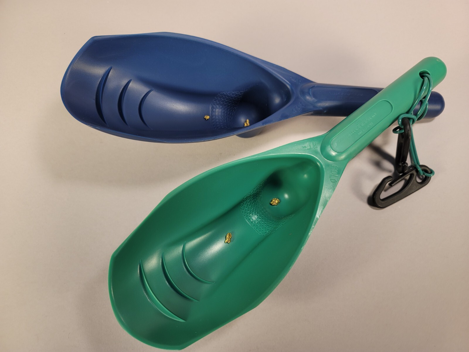 NEW Doc’s Exclusive Gold PIT™ Treasure Scoop portable gold pan REVOLUTIONARY!