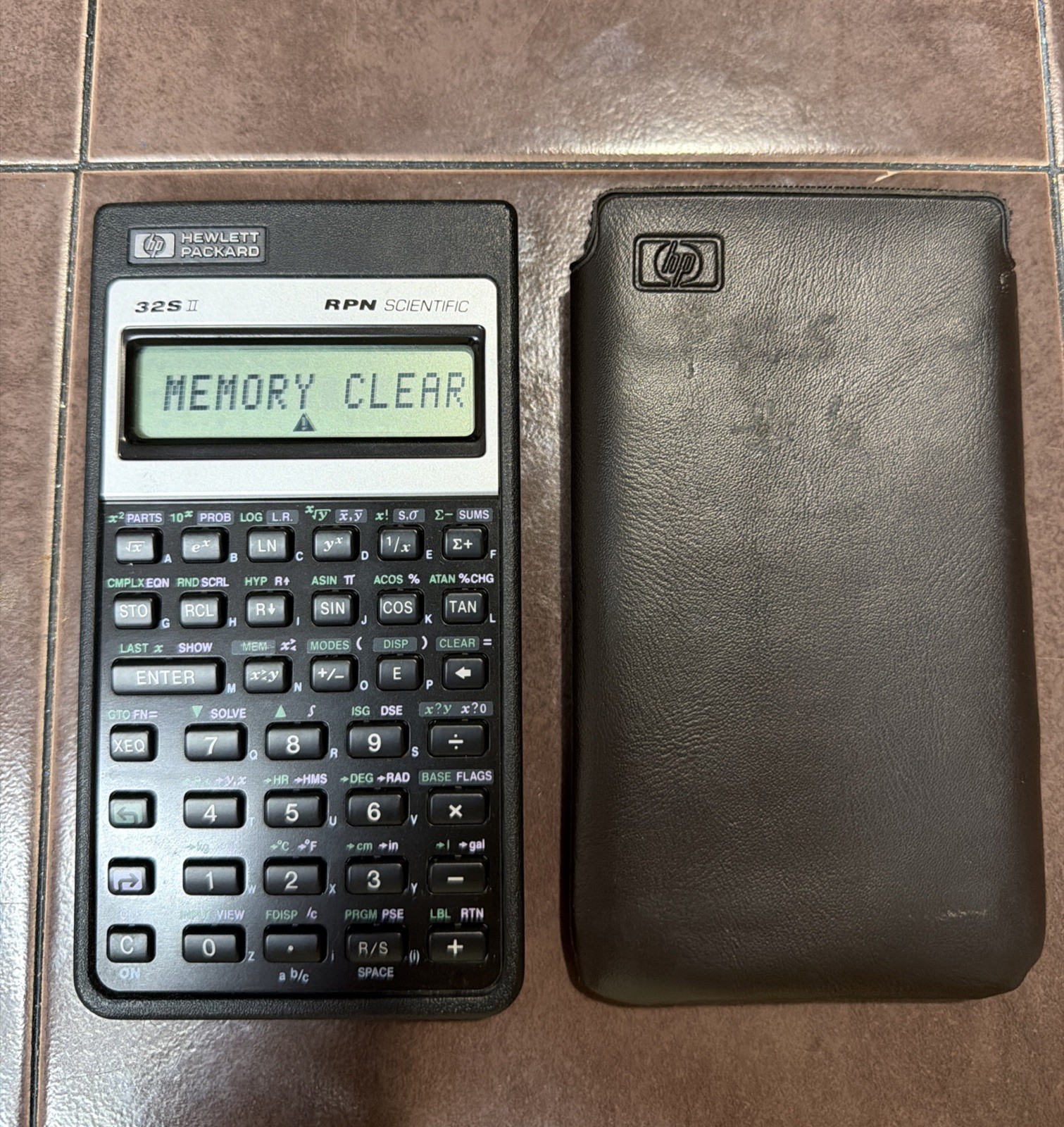 Hewlett Packard HP 32S II RPN Scientific Calculator With Case & Batteries