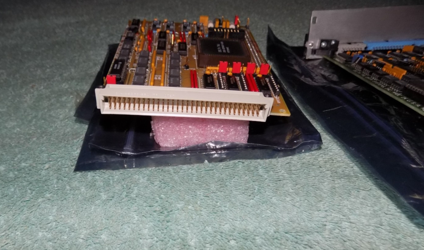 New Delta Tau PMAC VME 4 Axis Controller with 4-Axis Auxiliary PCA Board VXI
